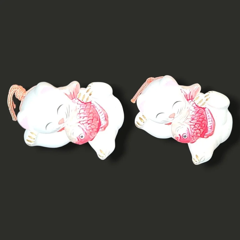 Lot 2 Japanese‎ Lucky Cat Ceramic Bells Maneki Neko With Fish Ornaments